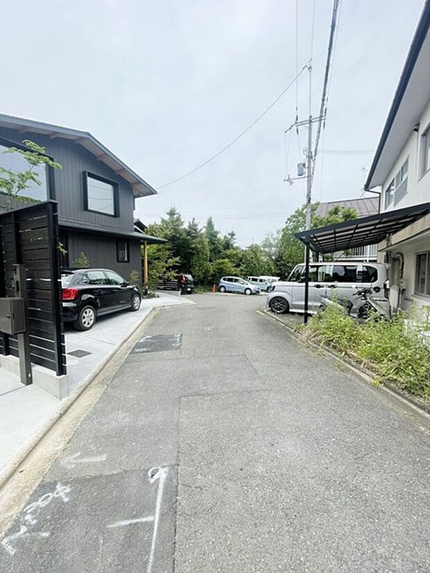 【前道写真】【自然に包まれた穏やかな暮らしを実現できます。】現地（2025年5月撮影）