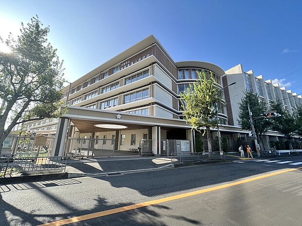 向島秀蓮小中学校