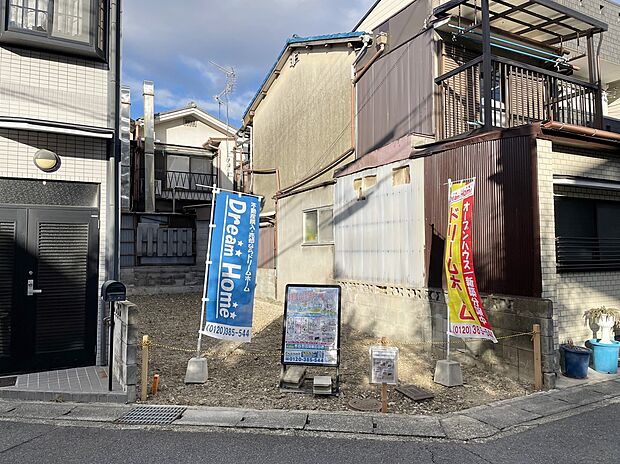 【現在更地です】
京都各地のモデルハウスにご招待致します♪外観の色や内装もお客様のお好みで決定致します！