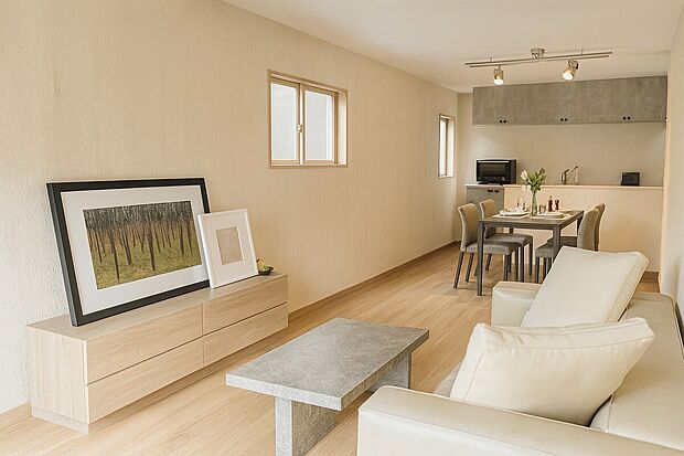 【【イメージパース/LDK18.1帖】】リビングを必ず通るよう階段を配置。家族が顔を合わせる機会が自然と増える、ふれあいを重視した設計です