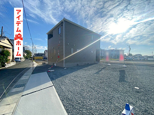 　　　　２号棟　外観写真
　　　当日の案内も可能です♪
　お気軽にお問い合わせください！
