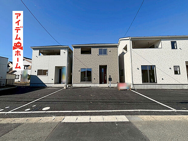 　　　２号棟外観写真
　　当日の案内も可能です。
お気軽にお問い合わせください！
