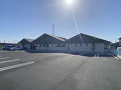 ヒーローズさなるこ保育園 550ｍ(徒歩7分)