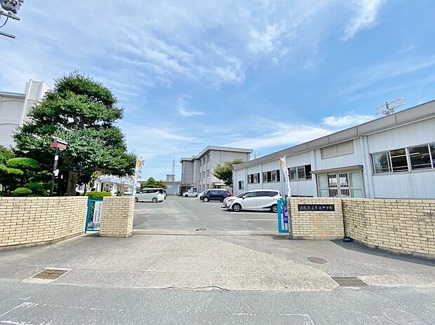 浜松市立天竜中学校（約1,300m）