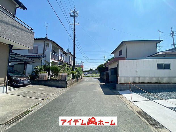 【前面道路写真】　　　当日の案内も可能です♪
　お気軽にお問い合わせください！