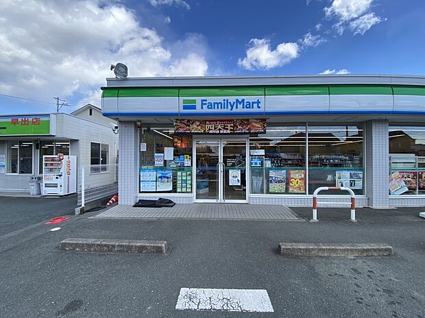 ファミリーマート 浜松早出南店（約385m）