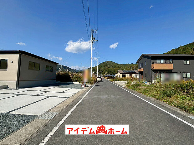 【前面道路写真】 当日の案内も可能です♪
お気軽にお問い合わせください!