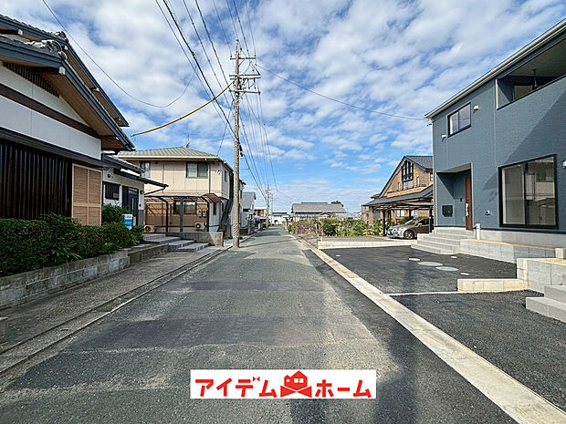 【前面道路写真】　　　当日の案内も可能です♪
　お気軽にお問い合わせください！