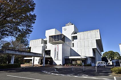 大泉町役場 1200ｍ(車2分)