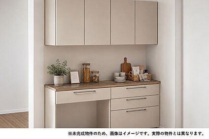 食器や家電を美しく仕舞うカップボード