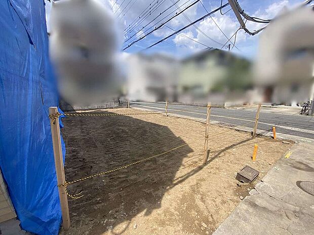陽当りの良い南東角地の新築戸建!