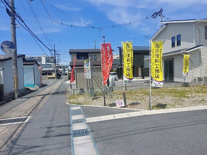 ソレイル 大中分譲地 入口