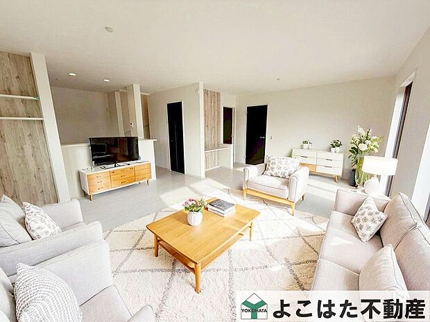 リビング※内観イメージ画像、家具は販売価格に含まれません。