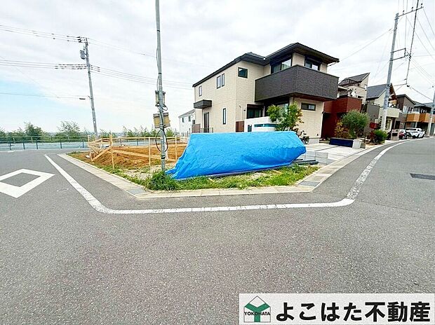 全面道路約6ｍの開放感！ゆとりある住まいづくりが叶います。