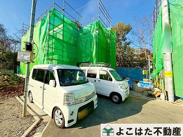 車好きの方や子育て世代に便利なカースペース2台可能!