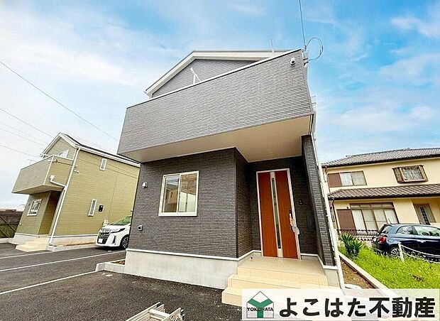 緑に囲まれた閑静な住宅地で、自然と調和したゆとりある暮らしが叶う、心地よい住環境です。