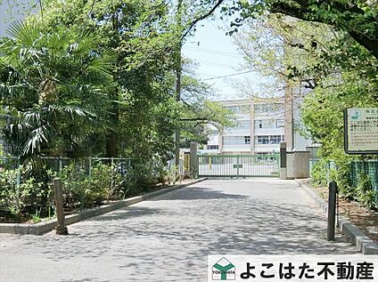 稲城市立稲城第三小学校 790m
