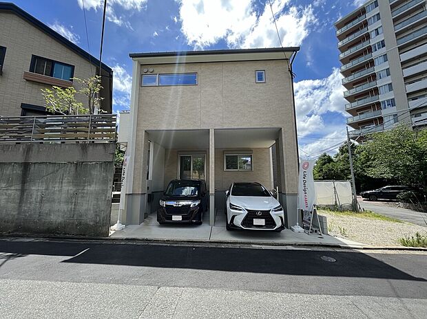 【外観2】ベージュの柔らかい雰囲気の外観＊*＊