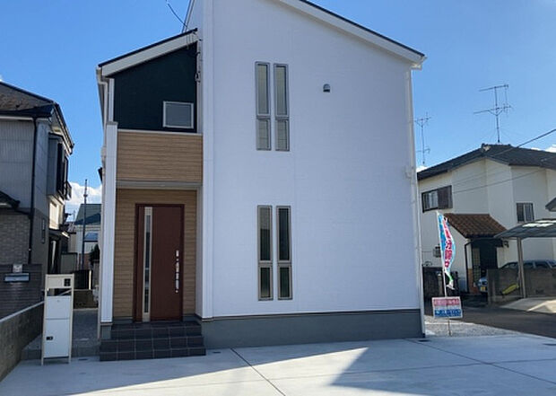 ついに完成致しました!現地をご見学に行く際は、道路の幅や周辺の交通量、施設などをご確認頂くことをおすすめします!物件の流れが早いため、内見をしたい方はお早めに当社営業までお問い合わせ頂きご予約下さい!