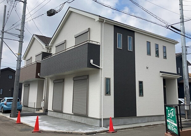 ついに完成致しました!現地をご見学に行く際は、道路の幅や周辺の交通量、施設などをご確認頂くことをおすすめします!物件の流れが早いため、内見をしたい方はお早めに当社営業までお問い合わせ頂きご予約下さい!