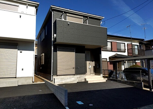 ついに完成致しました!現地をご見学に行く際は、道路の幅や周辺の交通量、施設などをご確認頂くことをおすすめします!物件の流れが早いため、内見をしたい方はお早めに当社営業までお問い合わせ頂きご予約下さい!