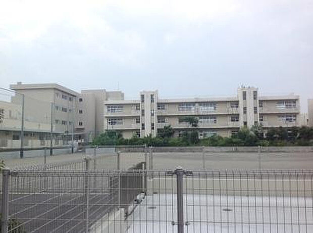 相武台小学校（約316m）