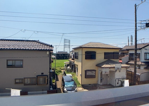 【物件からの展望】眺望を気にして物件を探す場合、前面に建物が建っていないか現地で確認しましょう！前面に建物があると景色はもちろん、日当たりや風通しにも影響が出てきます。住んだ時のことを想像しながら現地見学をしましょう。