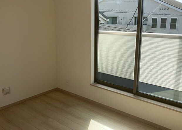 【子供部屋】子供が何人でも年齢によっては、受験時にしっかり壁のある個室があった方が良い場合もあります。難しい問題ですが、兄弟の人数や、性別や年齢差によって状況が異なりますので、数年後のこともしっかり考えましょう。