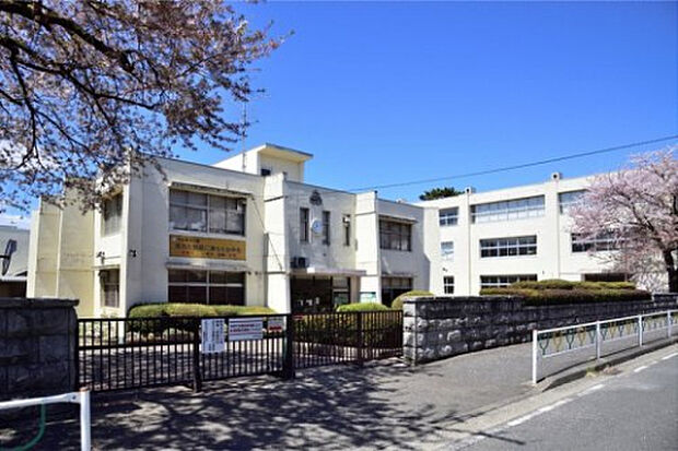 相模台中学校（約814m）