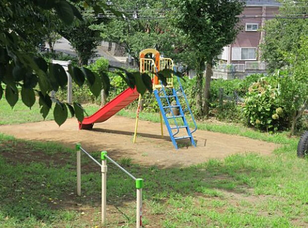 緑ケ丘第２公園（約173m）