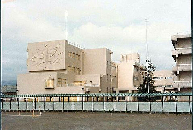 睦合中学校（約607m）