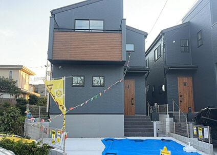 前面道路含む現地写真_2