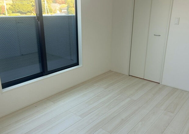 【子供部屋】子供が何人でも年齢によっては、受験時にしっかり壁のある個室があった方が良い場合もあります。難しい問題ですが、兄弟の人数や、性別や年齢差によって状況が異なりますので、数年後のこともしっかり考えましょう。