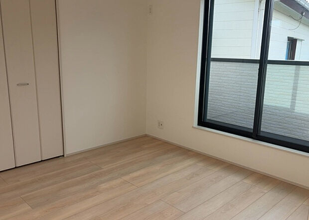 【子供部屋】子供が何人でも年齢によっては、受験時にしっかり壁のある個室があった方が良い場合もあります。難しい問題ですが、兄弟の人数や、性別や年齢差によって状況が異なりますので、数年後のこともしっかり考えましょう。