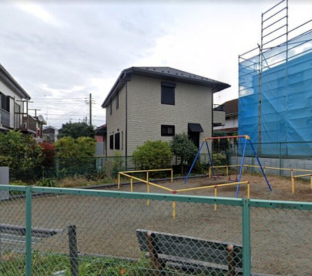 朝日ヶ丘西公園(約122m)