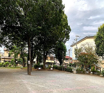 八木町公園 207m(徒歩3分)