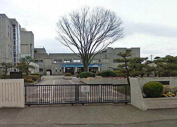 上溝南小学校(約823m)