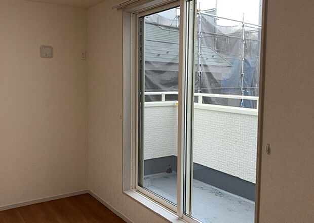 【子供部屋】子供が何人でも年齢によっては、受験時にしっかり壁のある個室があった方が良い場合もあります。難しい問題ですが、兄弟の人数や、性別や年齢差によって状況が異なりますので、数年後のこともしっかり考えましょう。