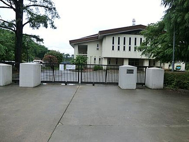 旭中学校(約1,399m)