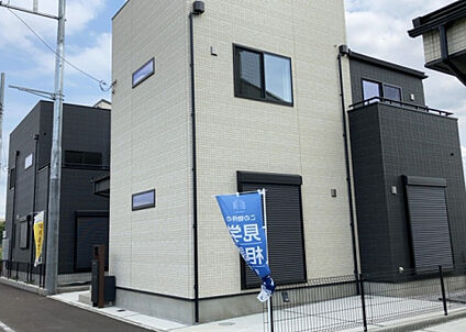 前面道路含む現地写真_2