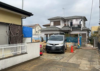 前面道路含む現地写真_2