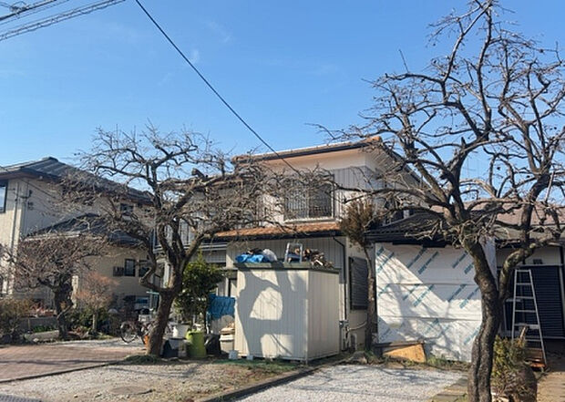 【物件からの展望_2】眺望を気にして物件を探す場合、前面に建物が建っていないか現地で確認しましょう!前面に建物があると景色はもちろん、日当たりや風通しにも影響が出てきます。住んだ時のことを想像しながら現地見学をしましょう。