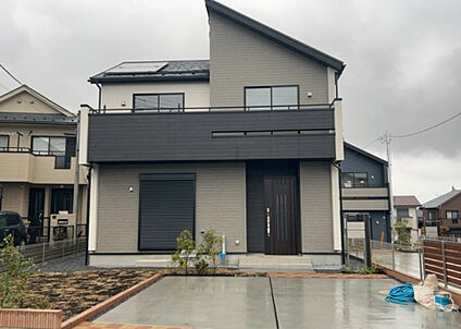 前面道路含む現地写真_2