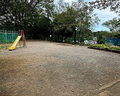 成瀬うさぎ谷戸公園 353m(徒歩5分)