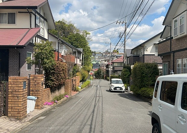【物件からの展望_3】田園風景が味わえる土地に住みたい!海や山の見える自然豊かな土地に住みたい!などご要望に併せて当社営業がご提案させて頂きます。当社が抱えている数ある物件の中からお客様が納得する1件を一緒に探しましょう!