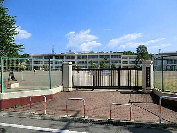 第十小学校（約675m）