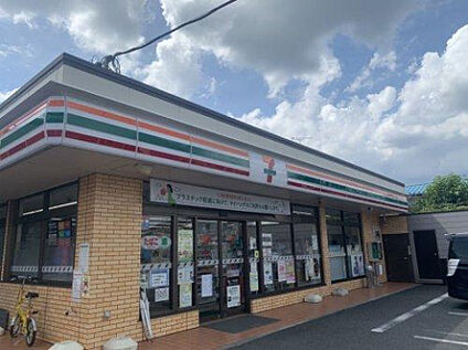 セブンイレブン　相模原磯部店 719m(徒歩9分)