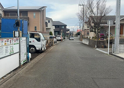 前面道路含む現地写真_2