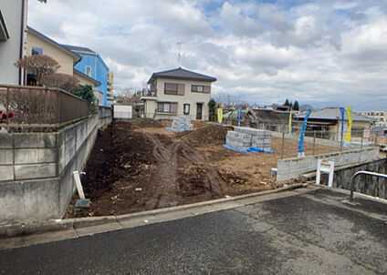前面道路含む現地写真_2