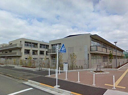 図師小学校 629m(徒歩8分)